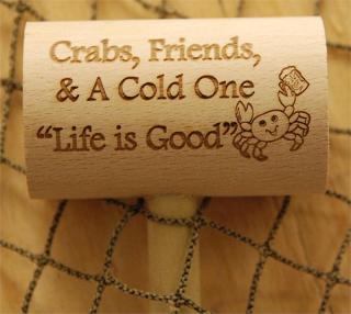 Crabs friends cold one